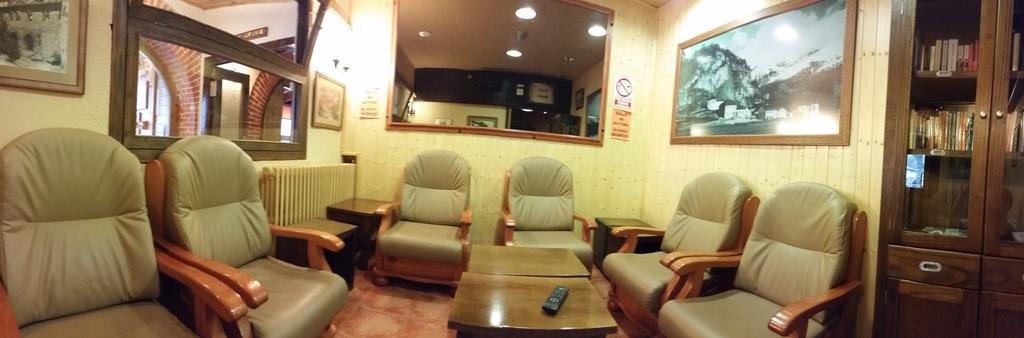 אסקרילה Hotel Sarao מראה חיצוני תמונה