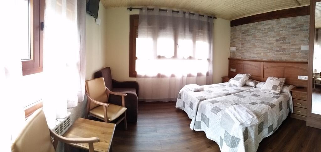 אסקרילה Hotel Sarao מראה חיצוני תמונה