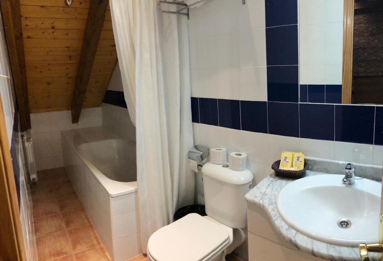 אסקרילה Hotel Sarao מראה חיצוני תמונה
